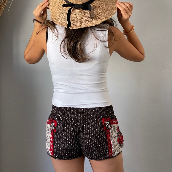 Multi Pattern Shorts - Picture 3 of 3